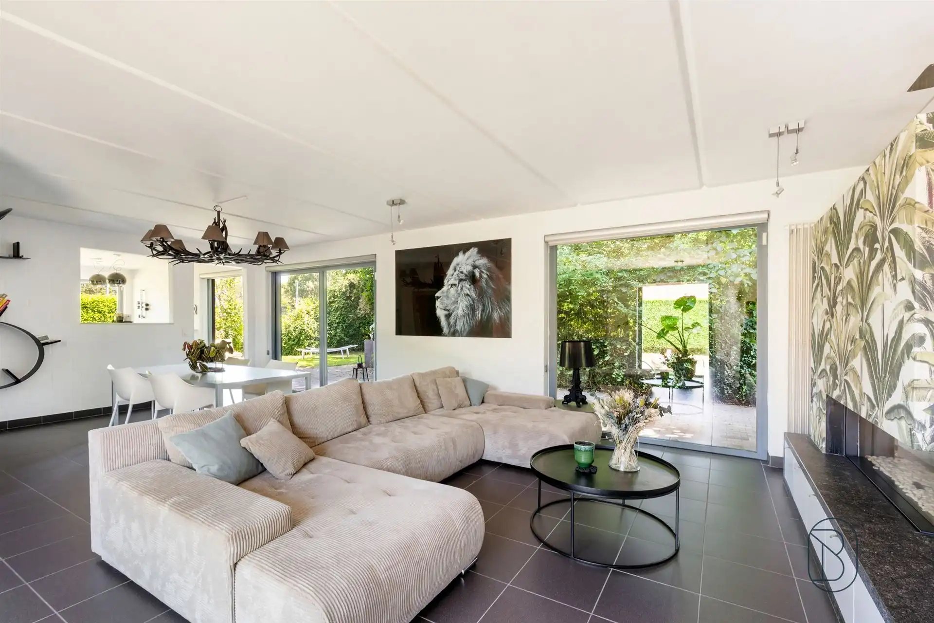 Instapklare mooie villa met 3 slk.  foto 10
