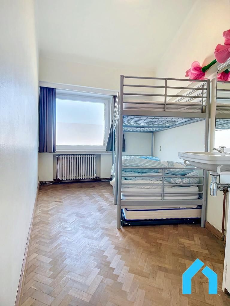 Charmant tweeslaapkamerappartement met frontaal zeezicht! foto 7