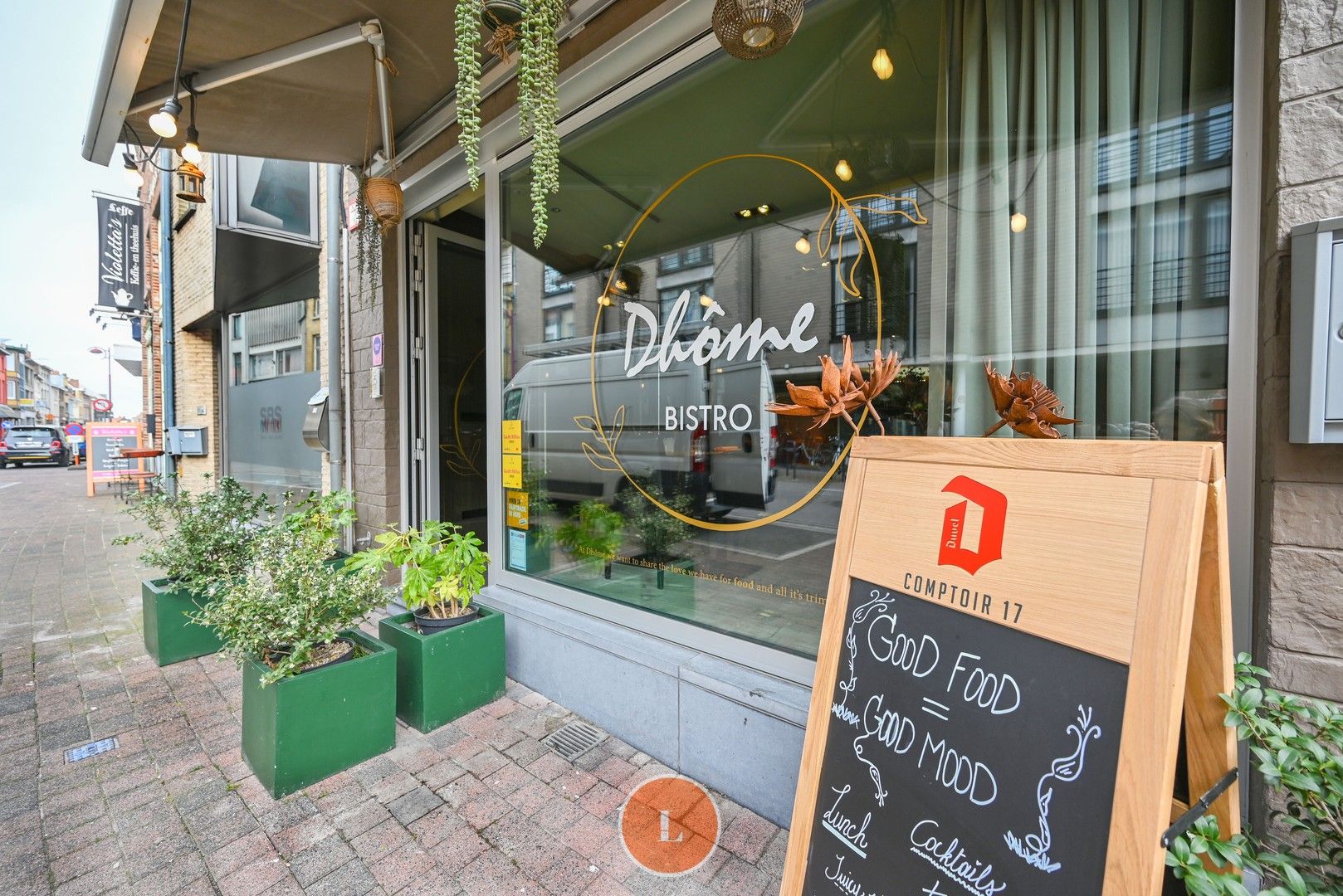 Handelspand met charmante gevel in hartje centrum Menen foto 17