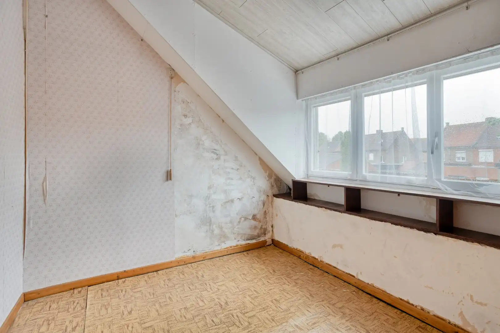 Rustig gelegen renovatiewoning, met 4 slaapkamers en een bewoonbare oppervlakte van 164 m² foto 19