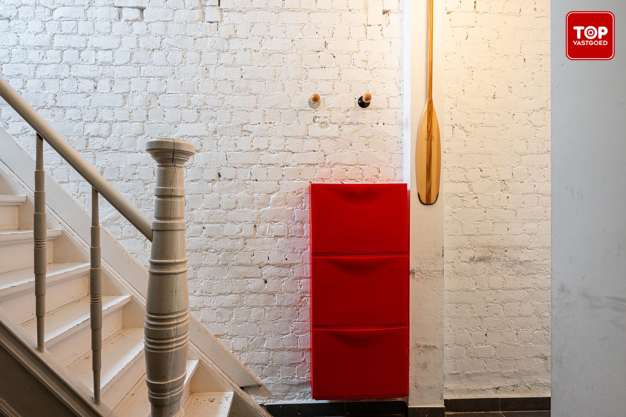 Leuke gezinswoning met 3 slaapkamers en tuin.  foto 2