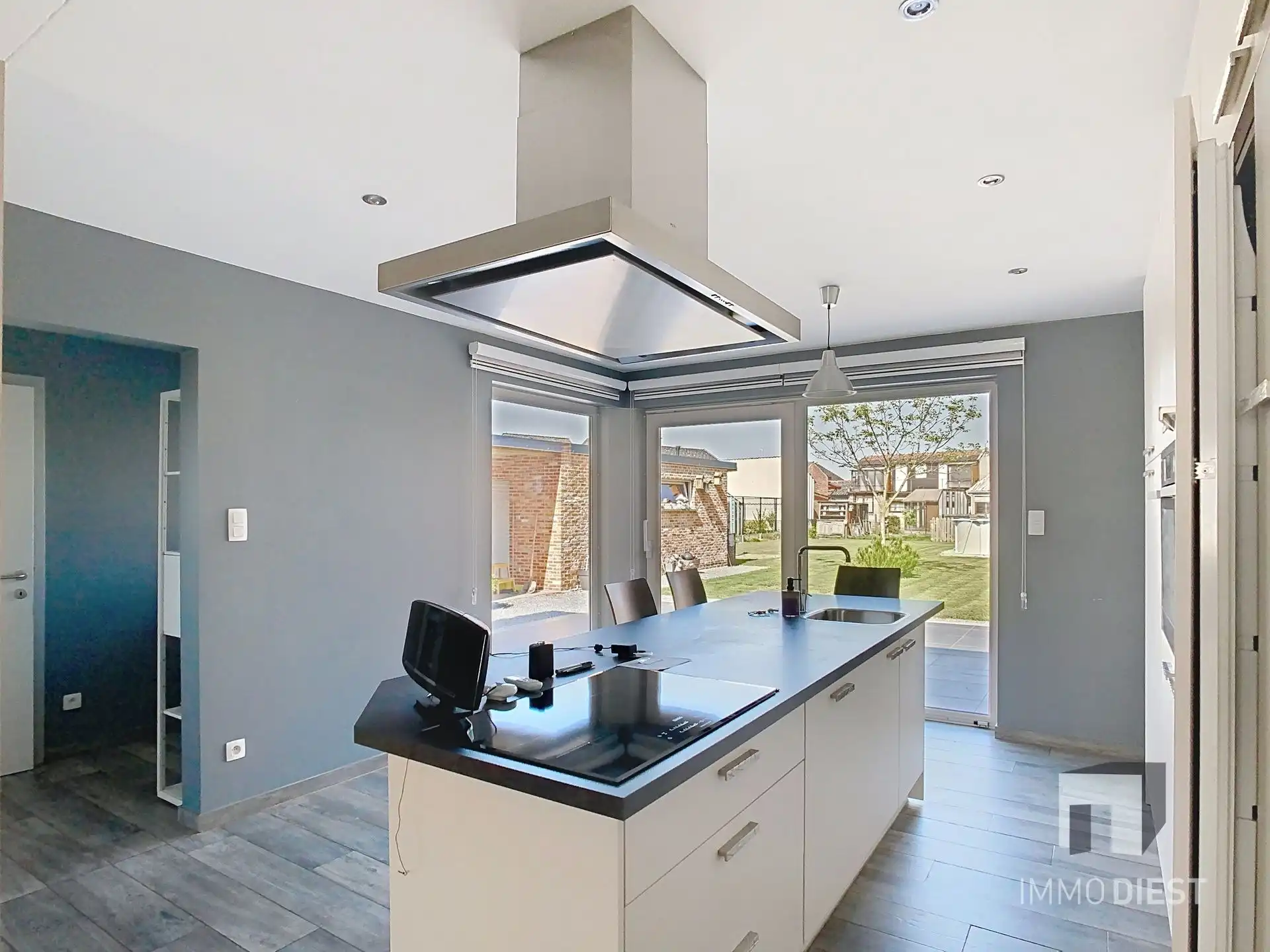 Volledig gerenoveerde halfopen woning +  EPC A foto 10