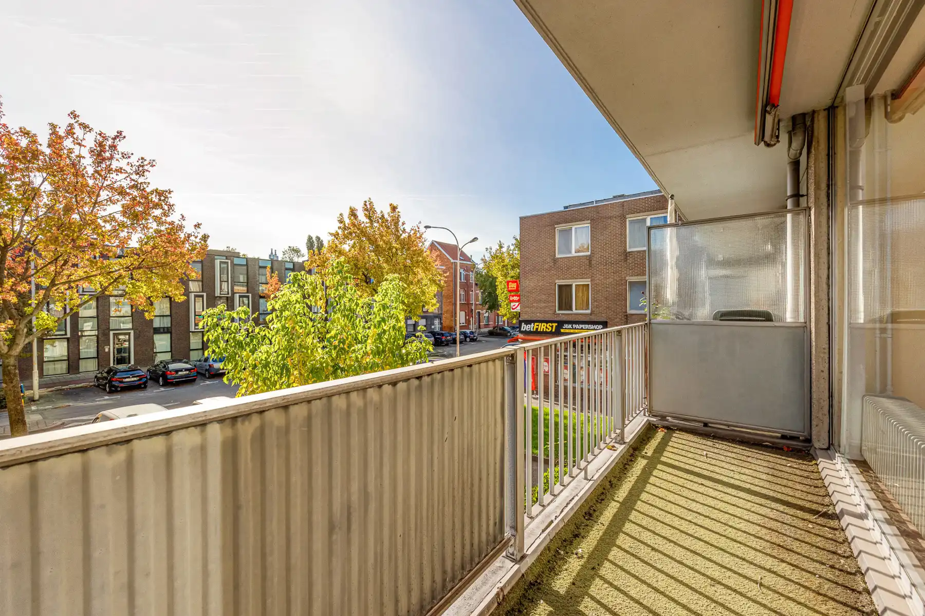 Te renoveren 2-slaapkamerappartement met terras en garagebox (EPC B!) foto 7