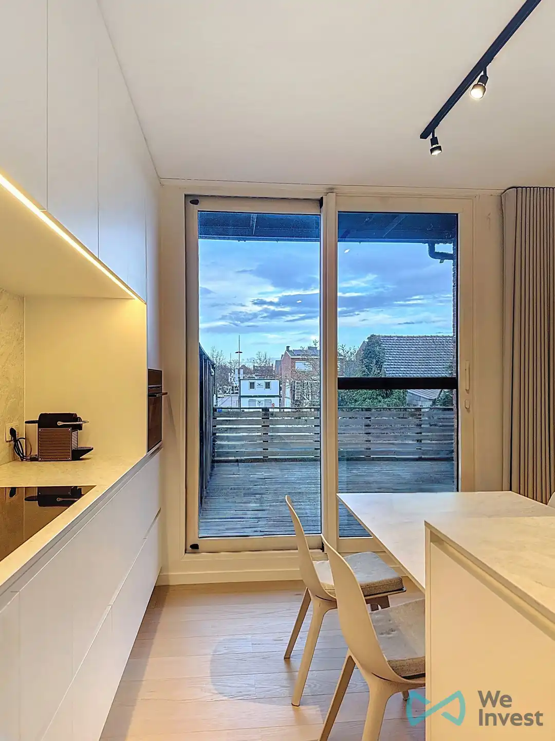 Instapklaar, centraal gelegen appartement met 2 slaapkamers foto 5