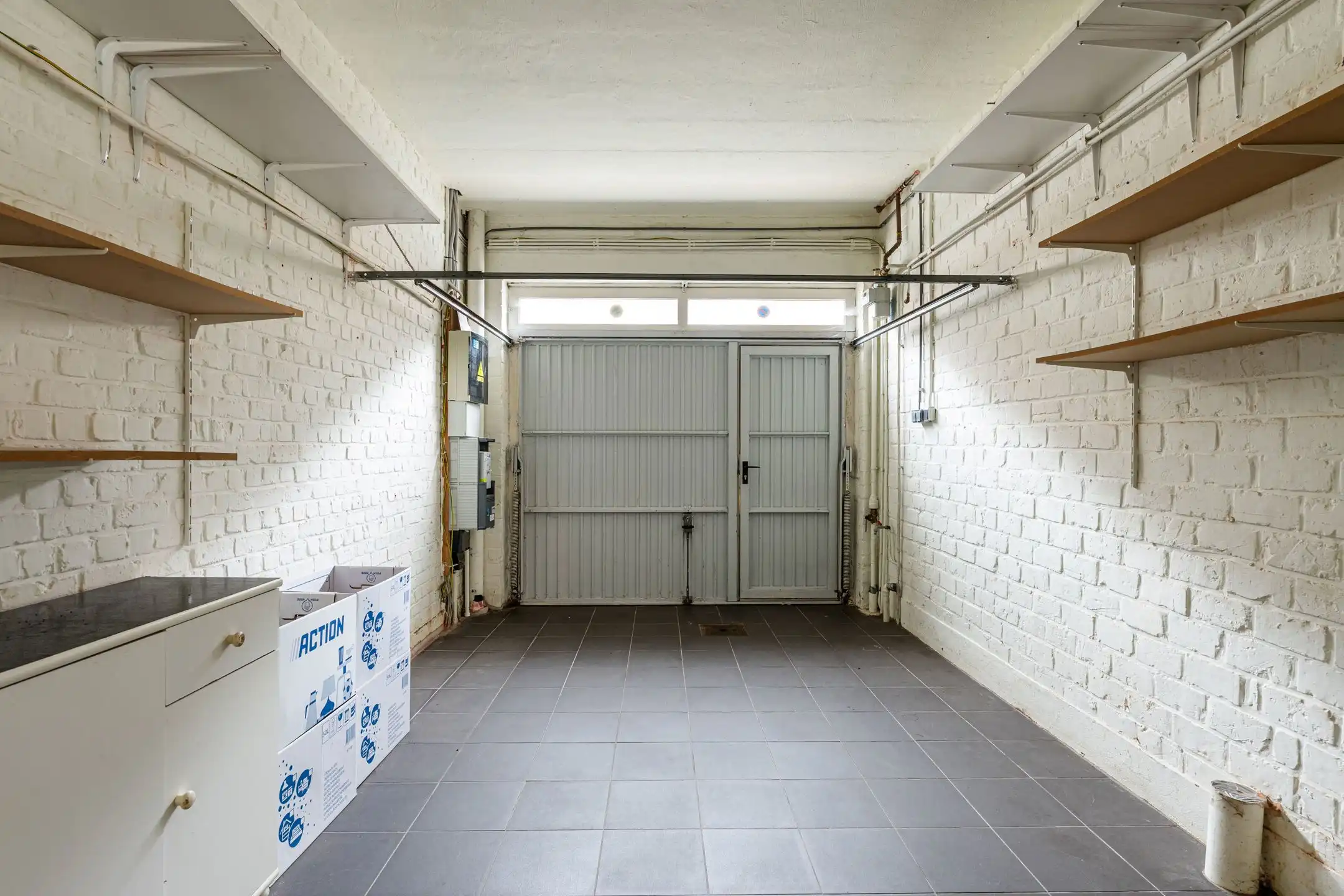 Instapklare woning met 3 slaapkamers, ruime garage en tuin foto 27