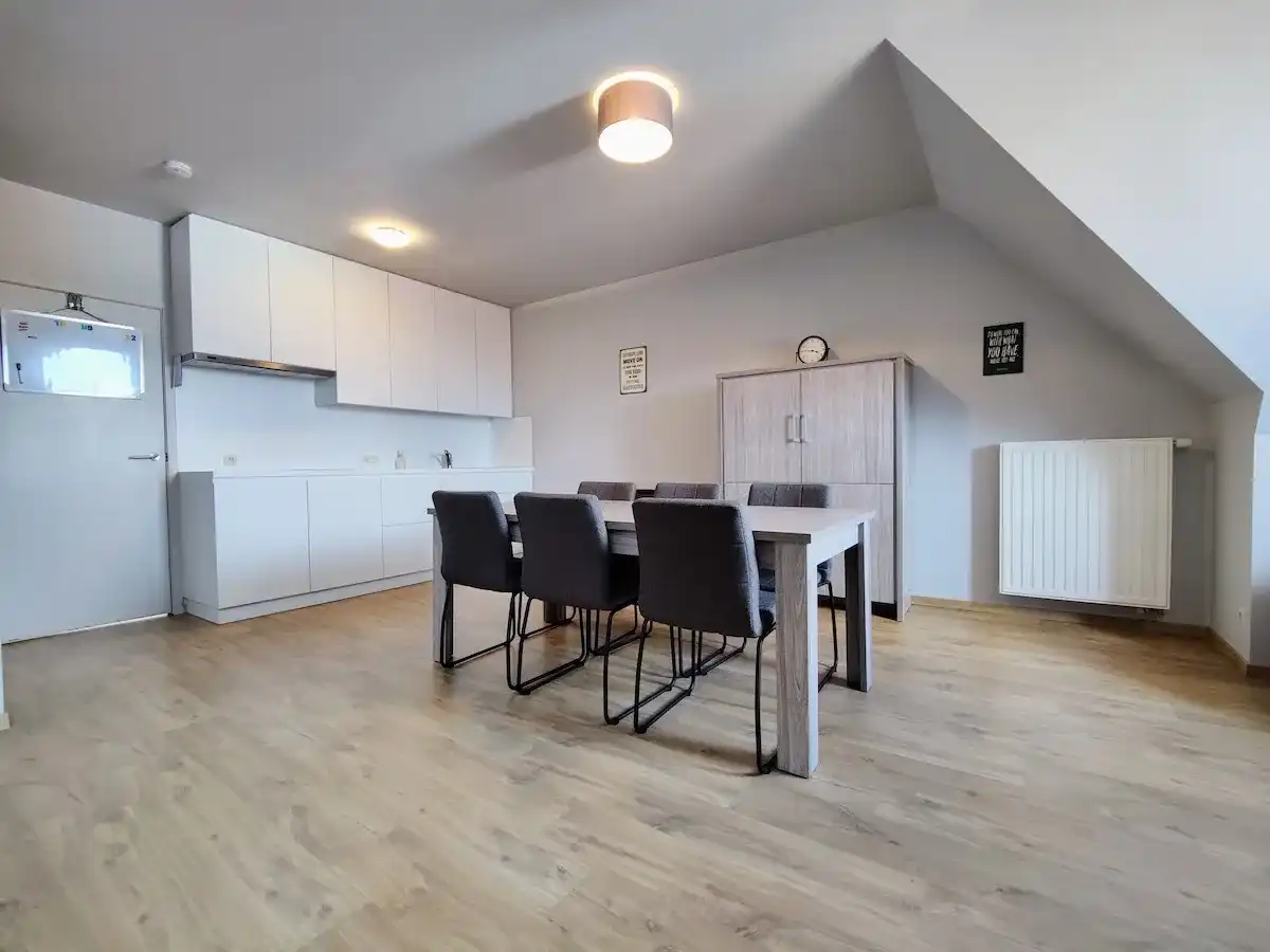 Beselare - Investeringspand met kantoorruimte en 2 verhuurde appartementen foto 18