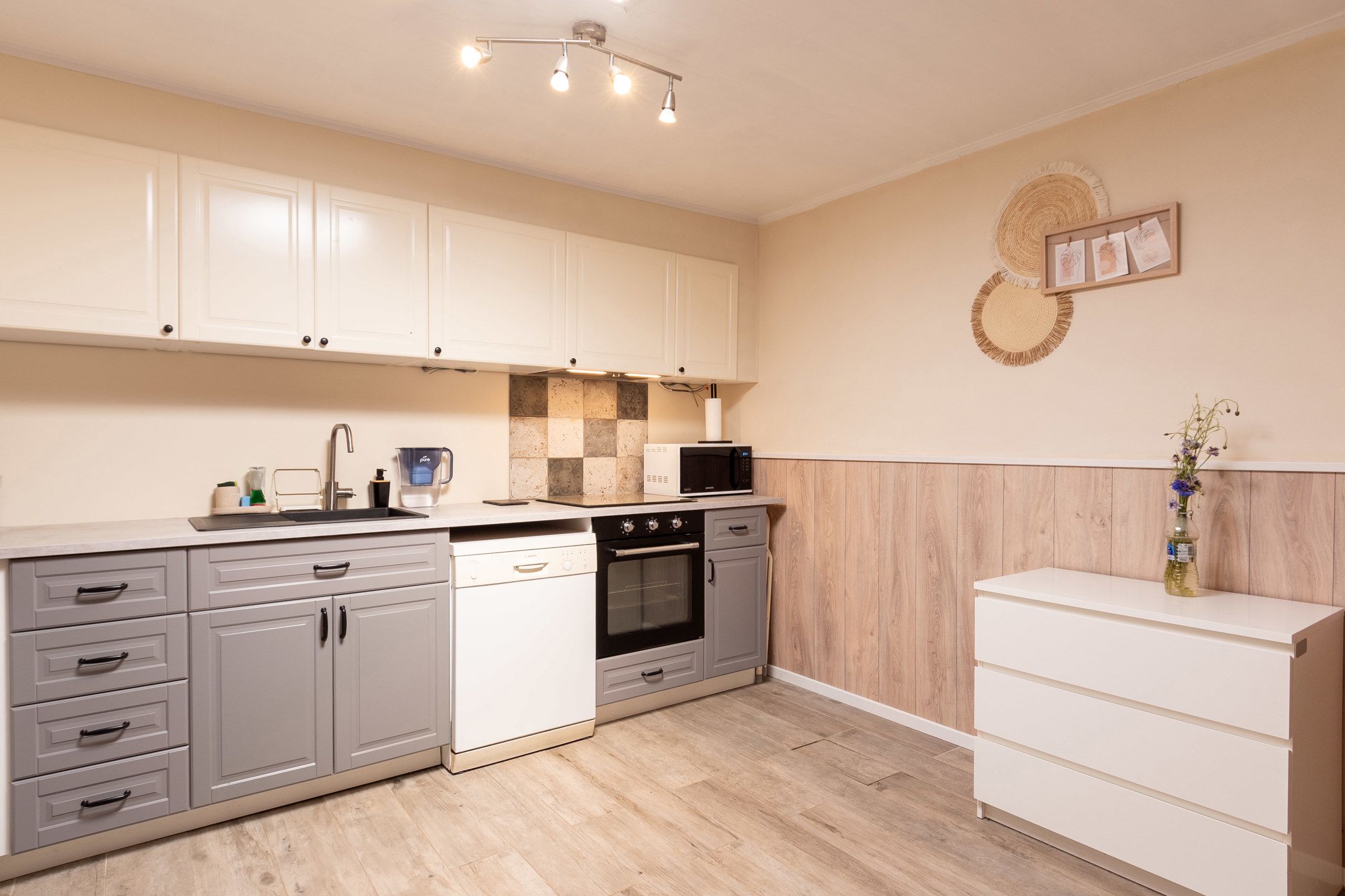 Instapklare starterwoning op centrale locatie  foto 7