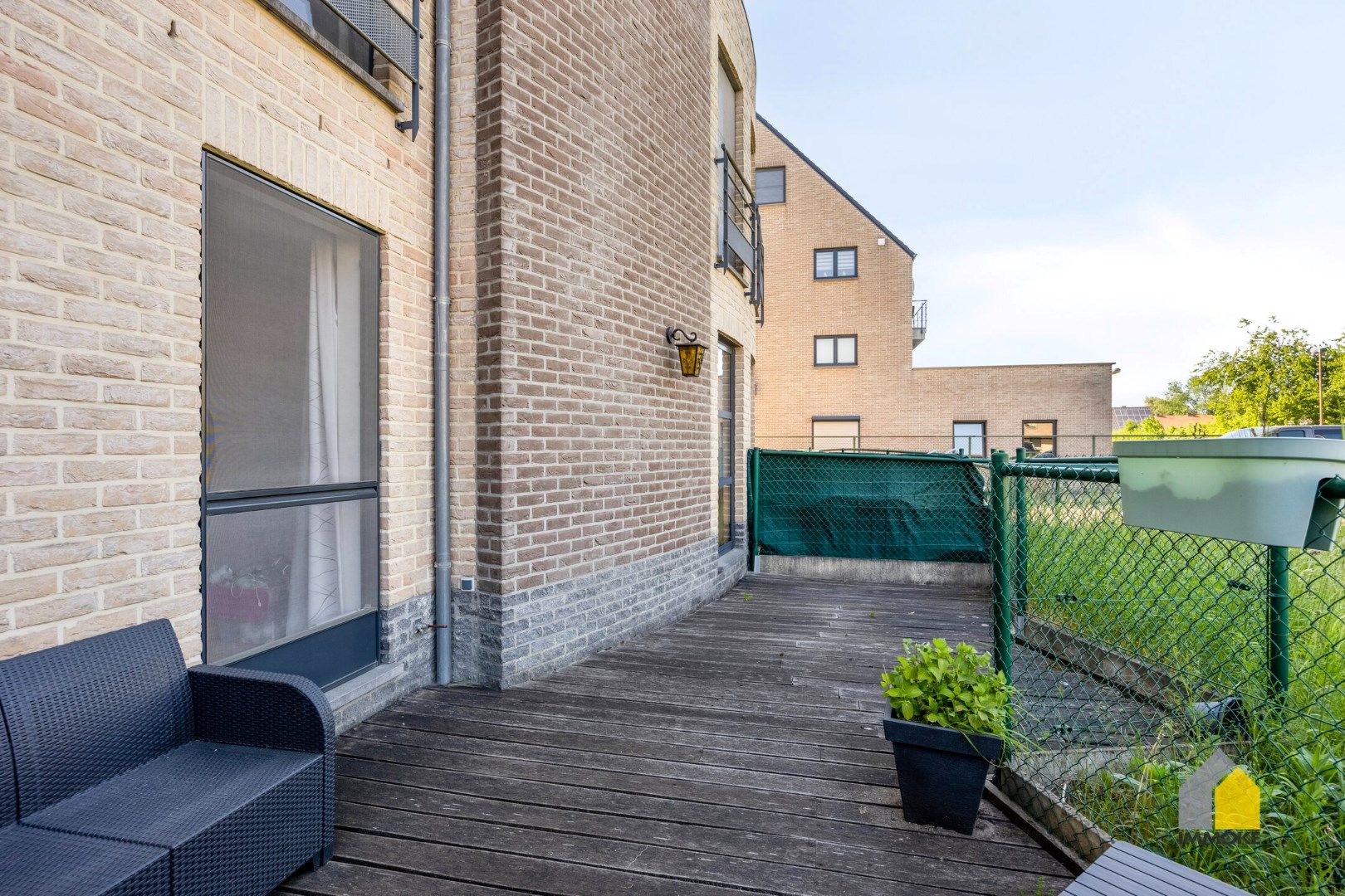 Gelijkvloersappartement met 2 slpks en kelderberging. foto 12