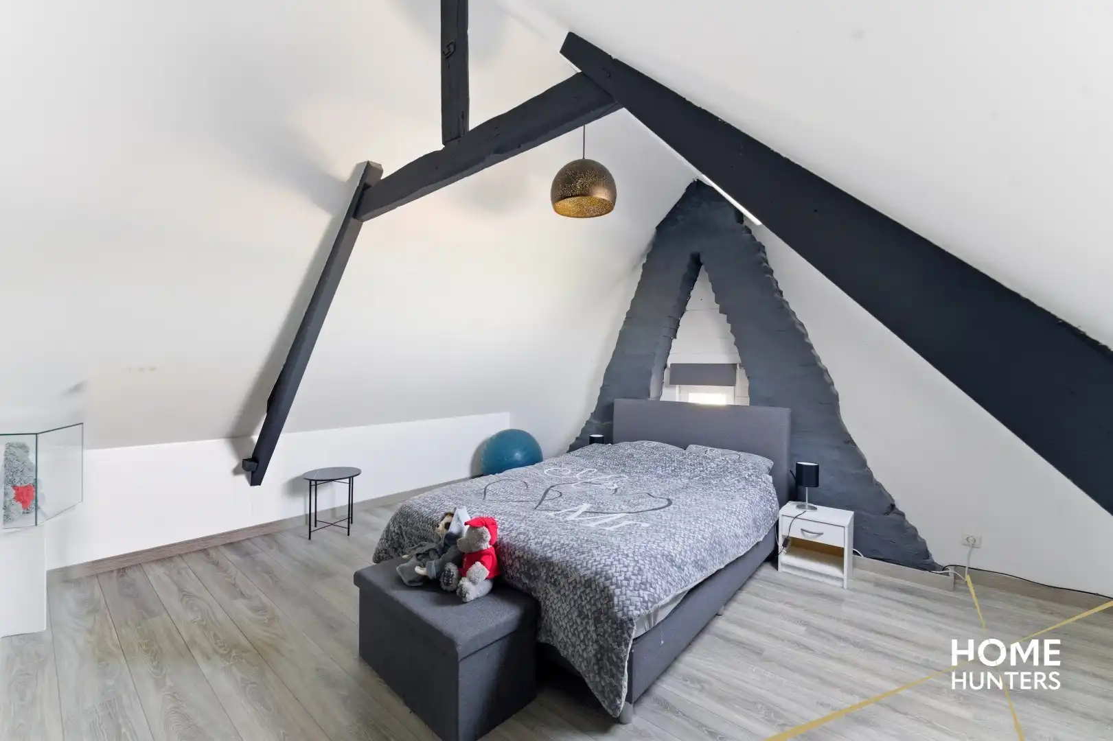 Instapklare hoekwoning in het rustige Leffinge! foto 13