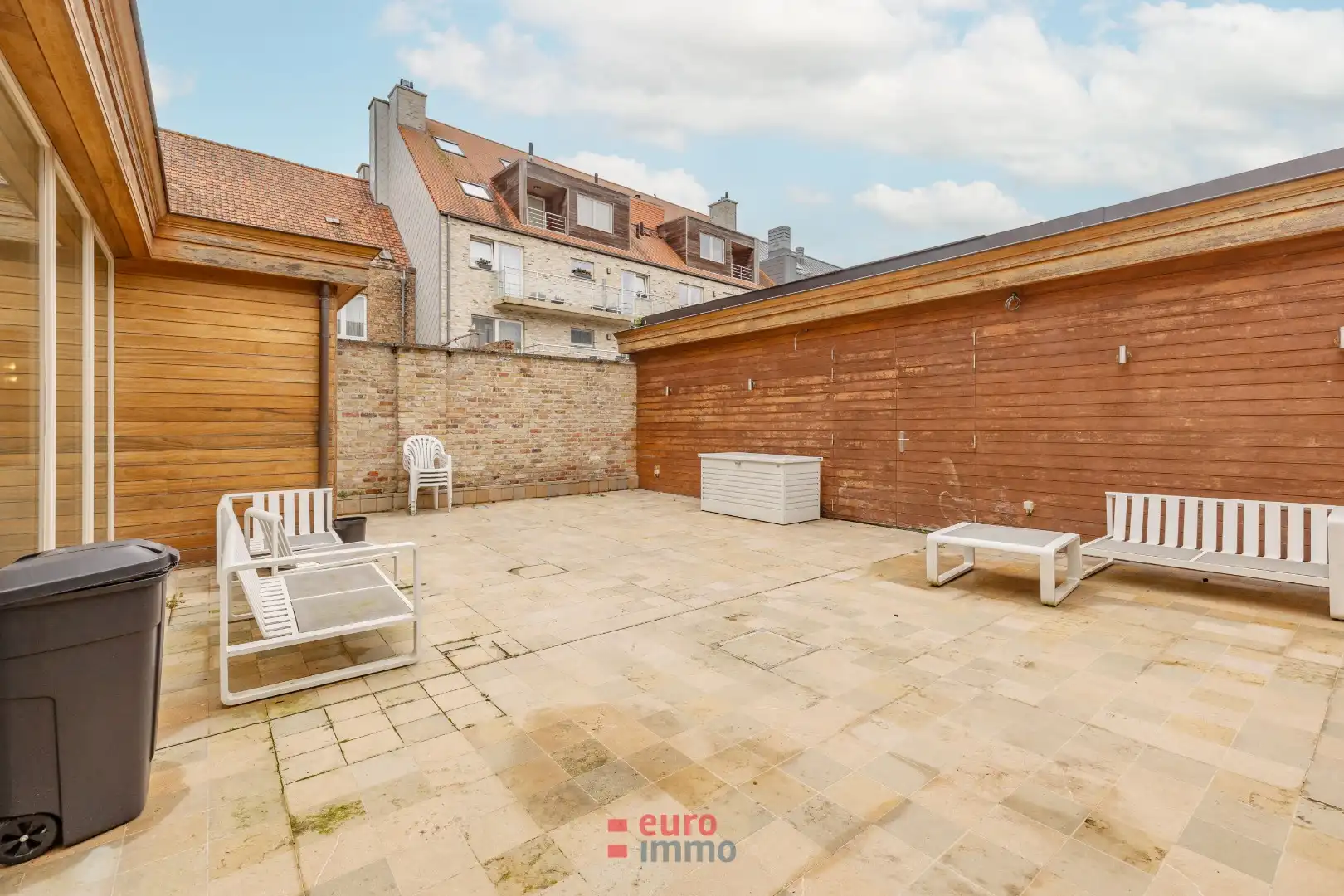 Verhuurd handelspand (toprendement!) met authentieke charmegevel in Nieuwpoort! foto 17