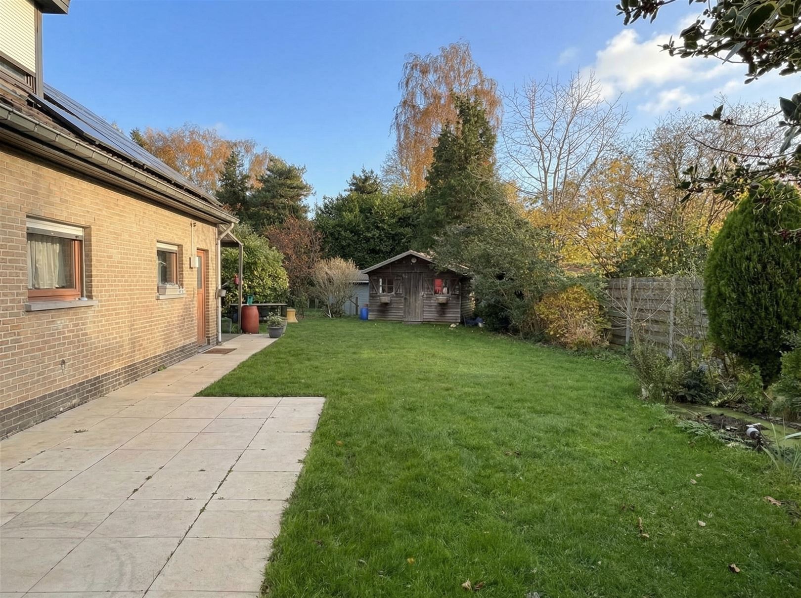 Woning centrum Stekene met mooie tuin foto 3