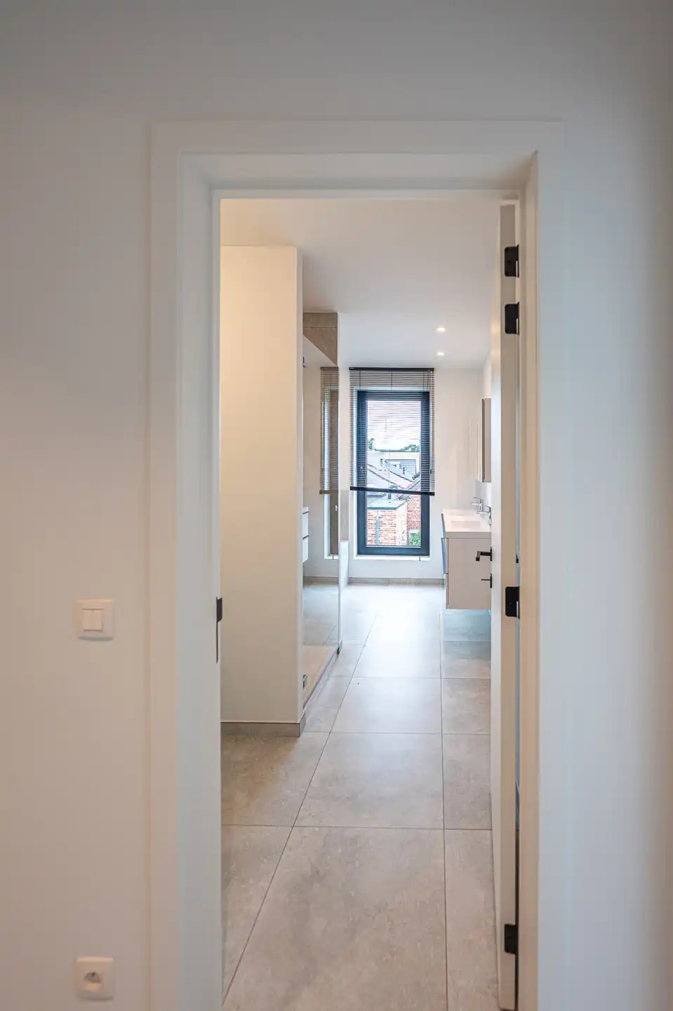 Moderne woning met 3 slaapkamers foto 15