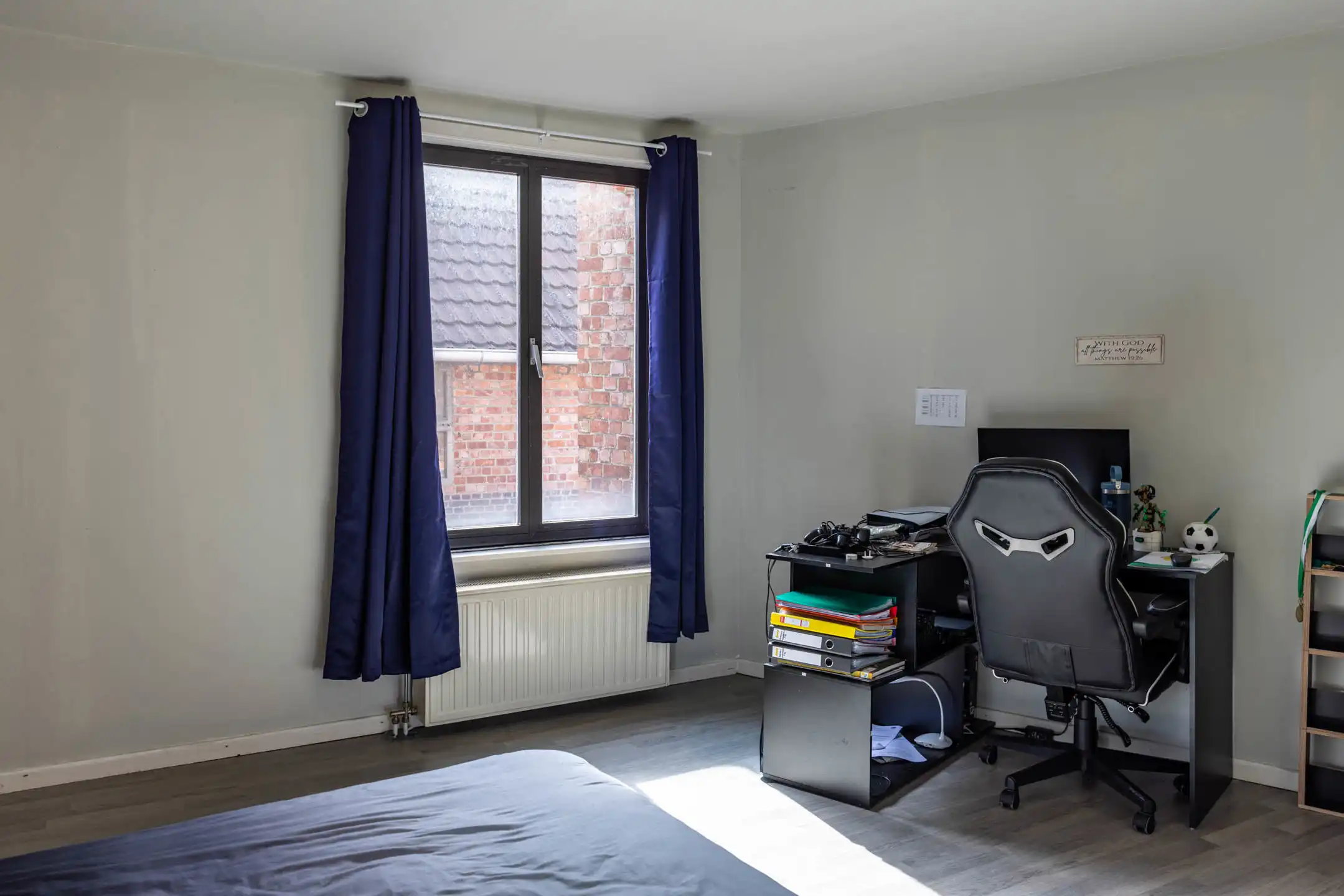 Ruim appartement met 3 slaapkamers en open keuken foto 9