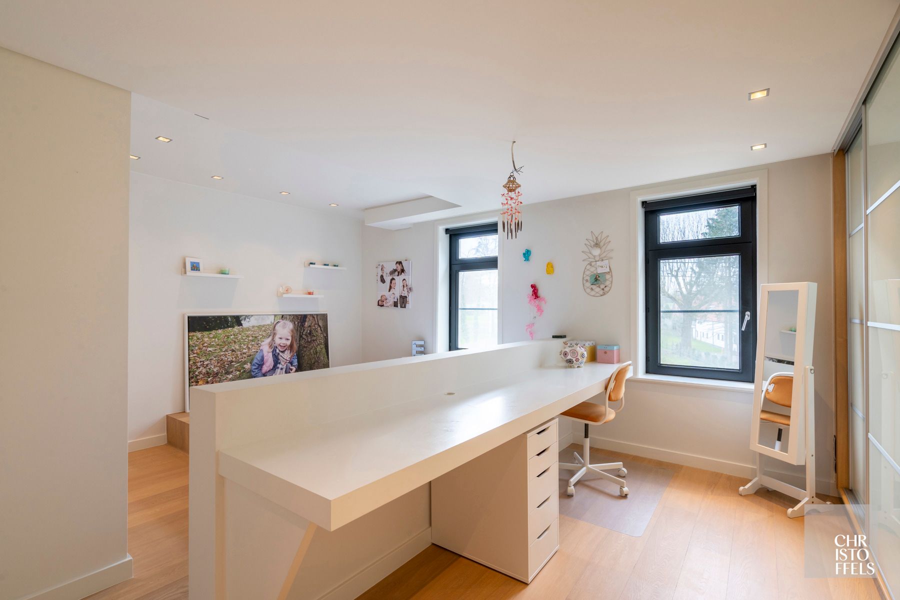 Totaal gerenoveerde villa (362 m²) met poolhouse (239 m²) in Opoeteren foto 19