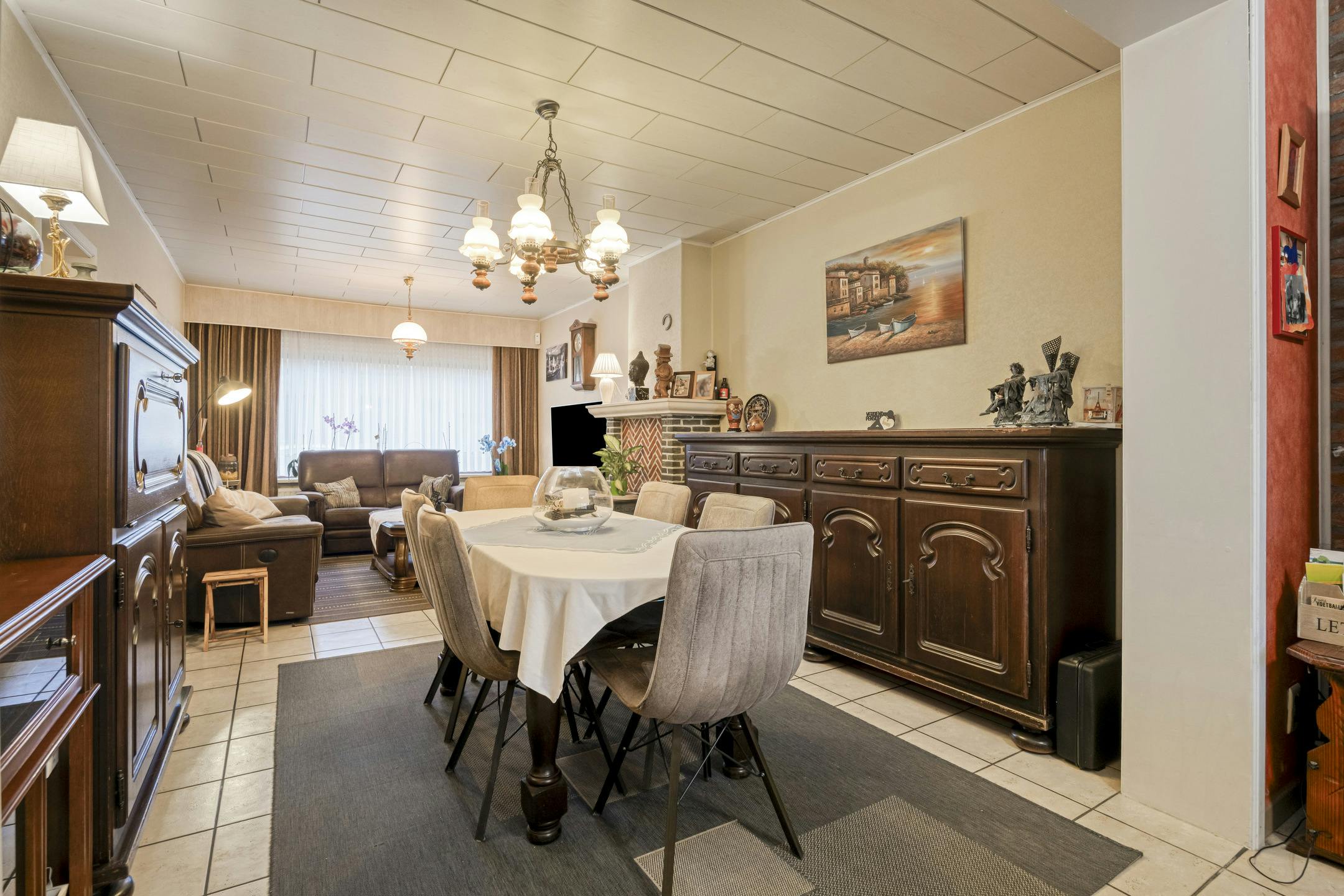 Ruime rijwoning met garage te Willebroek foto 3