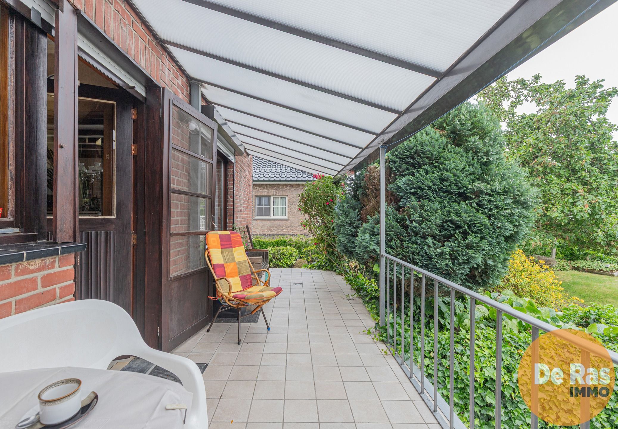 HILLEGEM - Statige HOB op rustige ligging met mooie tuin foto 13