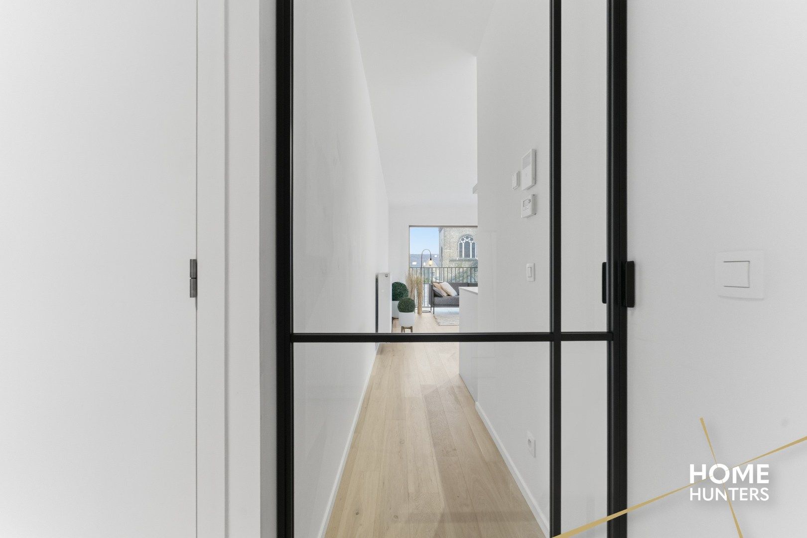 Luxe nieuwbouwappartement met ruim terras van maar liefst 36 m² foto 4