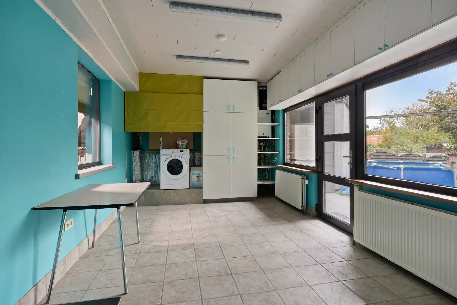 Zeer goed gelegen handelshuis + bovengelegen woonst en 2 kamers foto 6