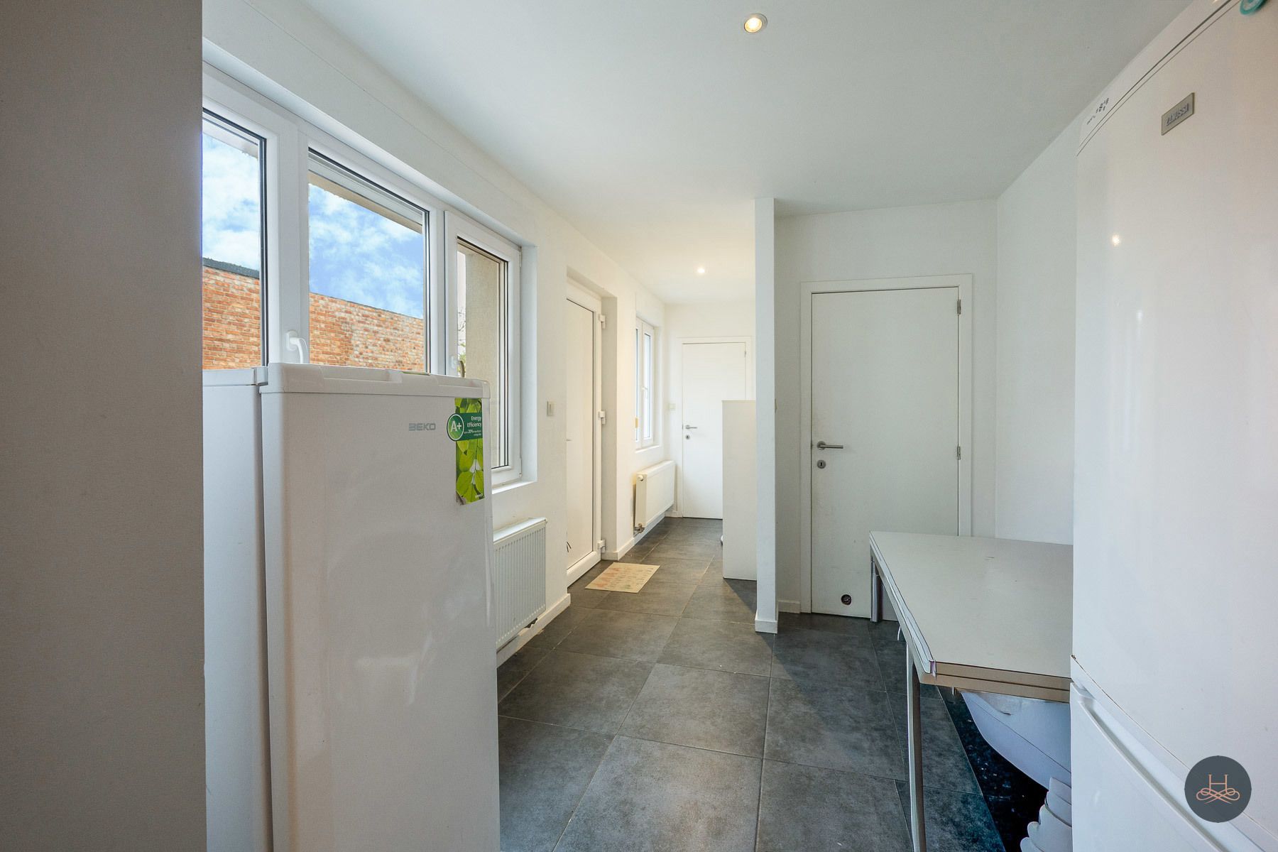 Ruime moderne woning met 4 slaapkamers foto 12