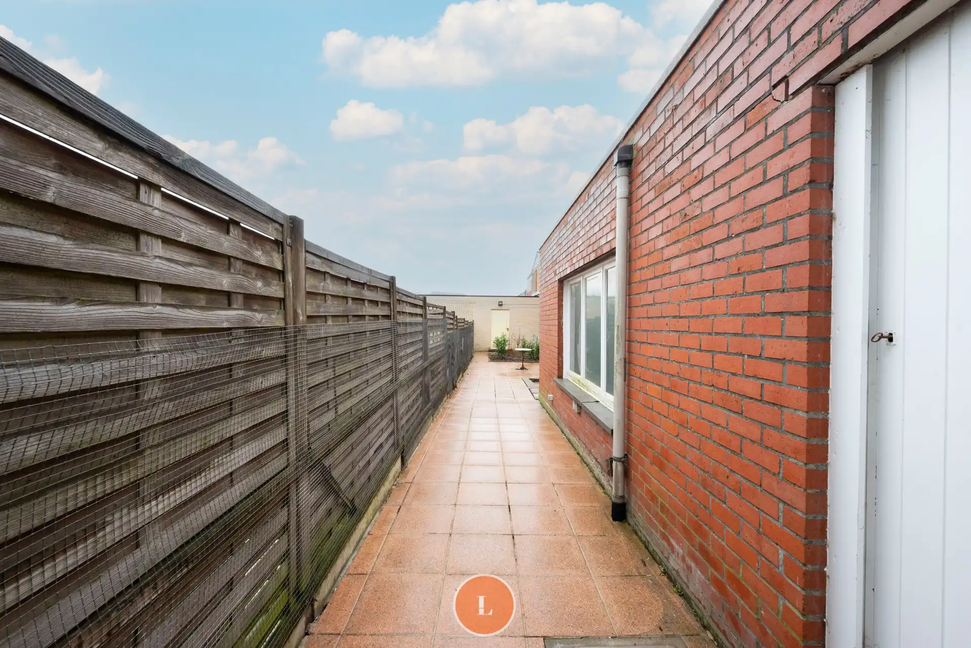 Instapklare stadswoning met 2 slaapkamers, ruime zolder en gezellige stadstuin foto 15