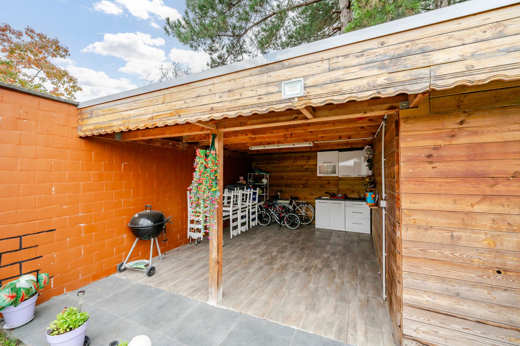 Halfopen woning met 4 slaapkamers en grote tuin in Evergem foto 16