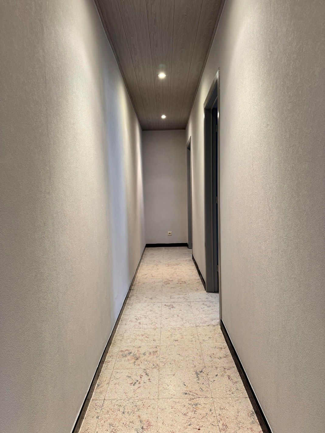 Alleenstaande woning met 3 slaapkamers te Ichtegem foto 9