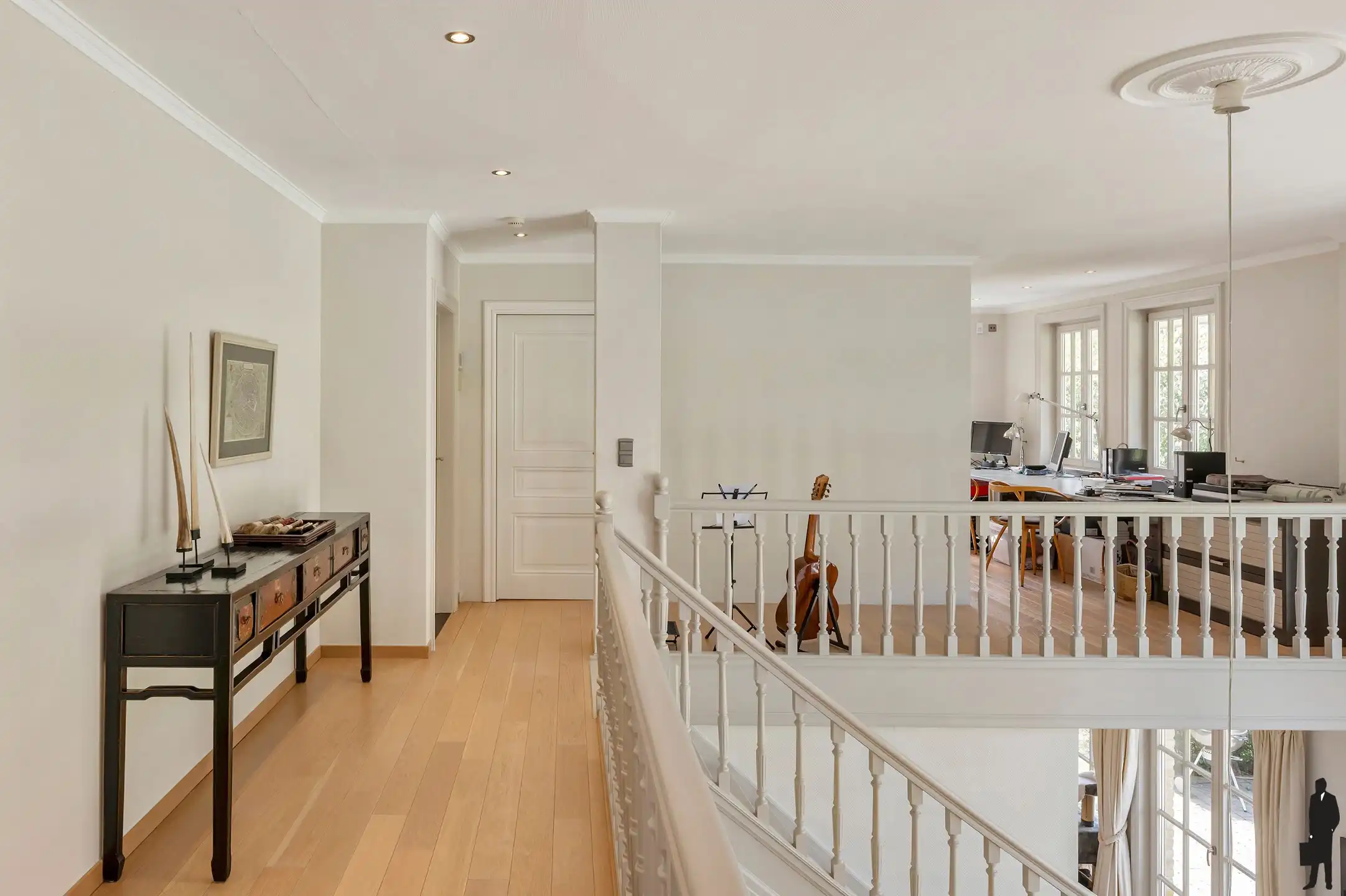 Lichtrijke villa aan het centrum! foto 20