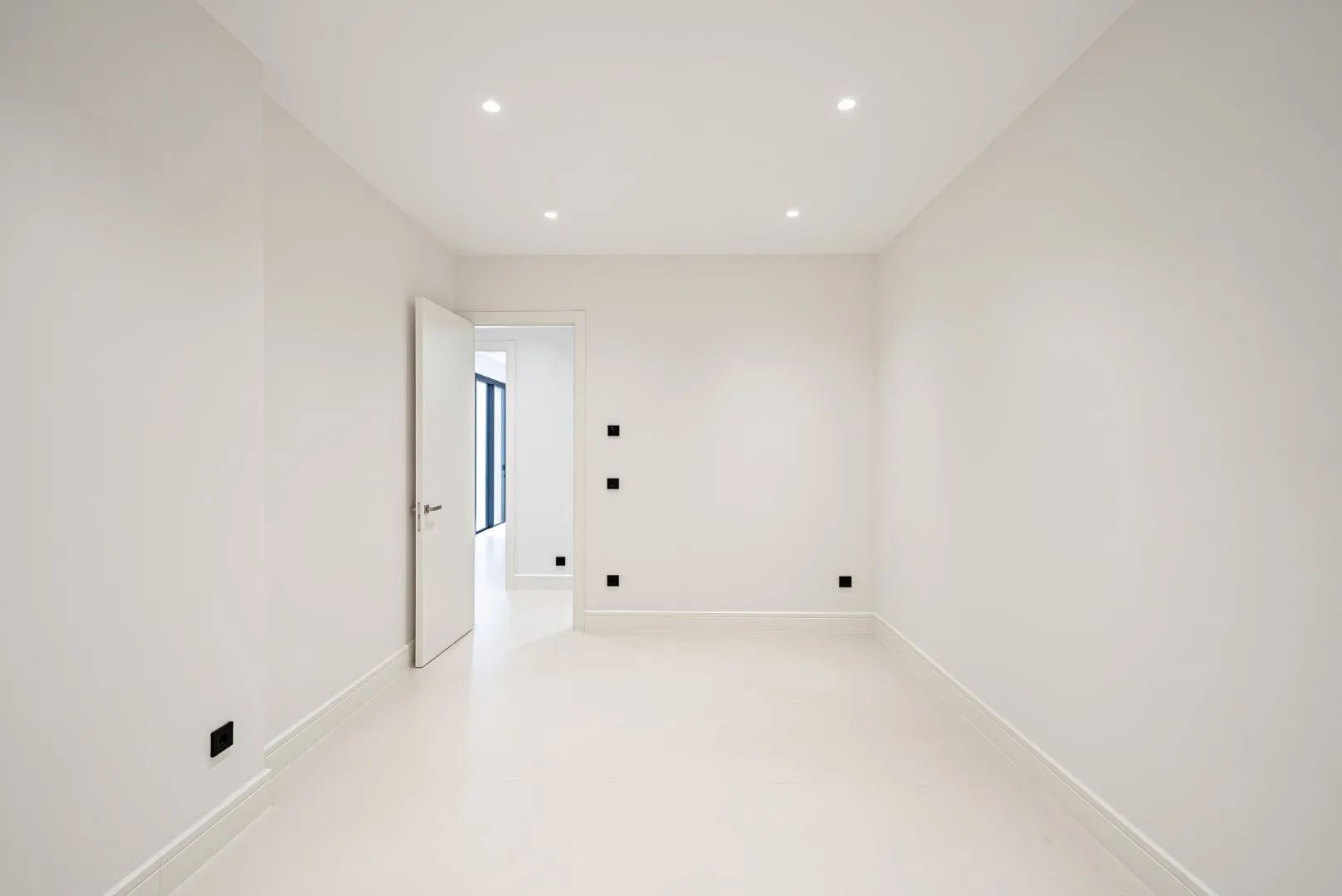 Leven op het hoogste niveau – riante villa aan de prestigieuze Golden Mile foto 10