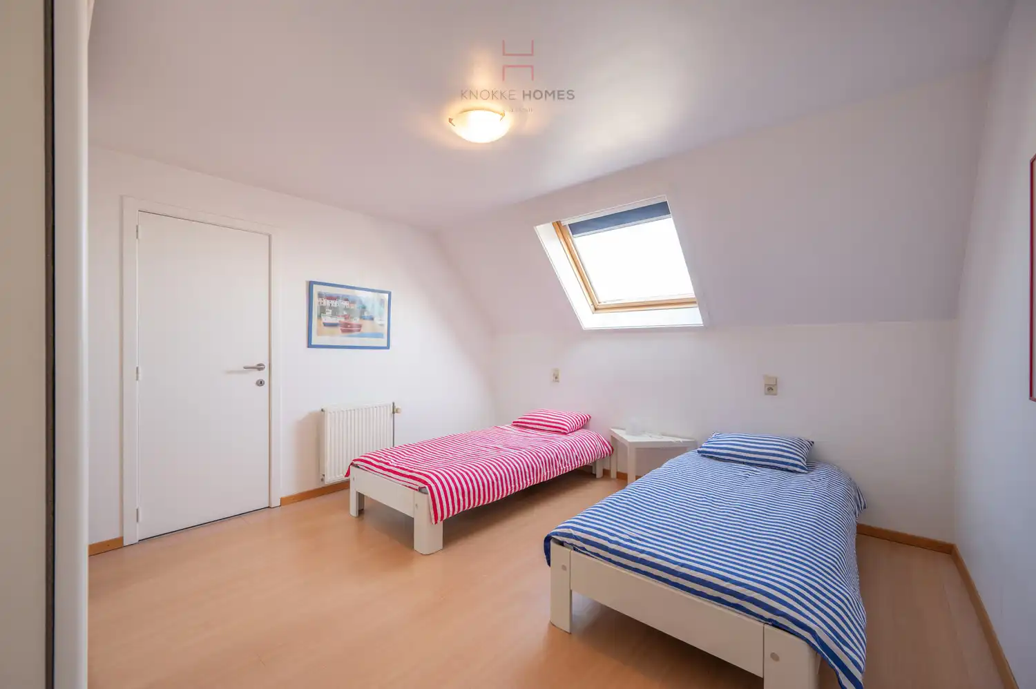 Licht en ruim duplexappartement met zonovergoten terras in Heist foto 18