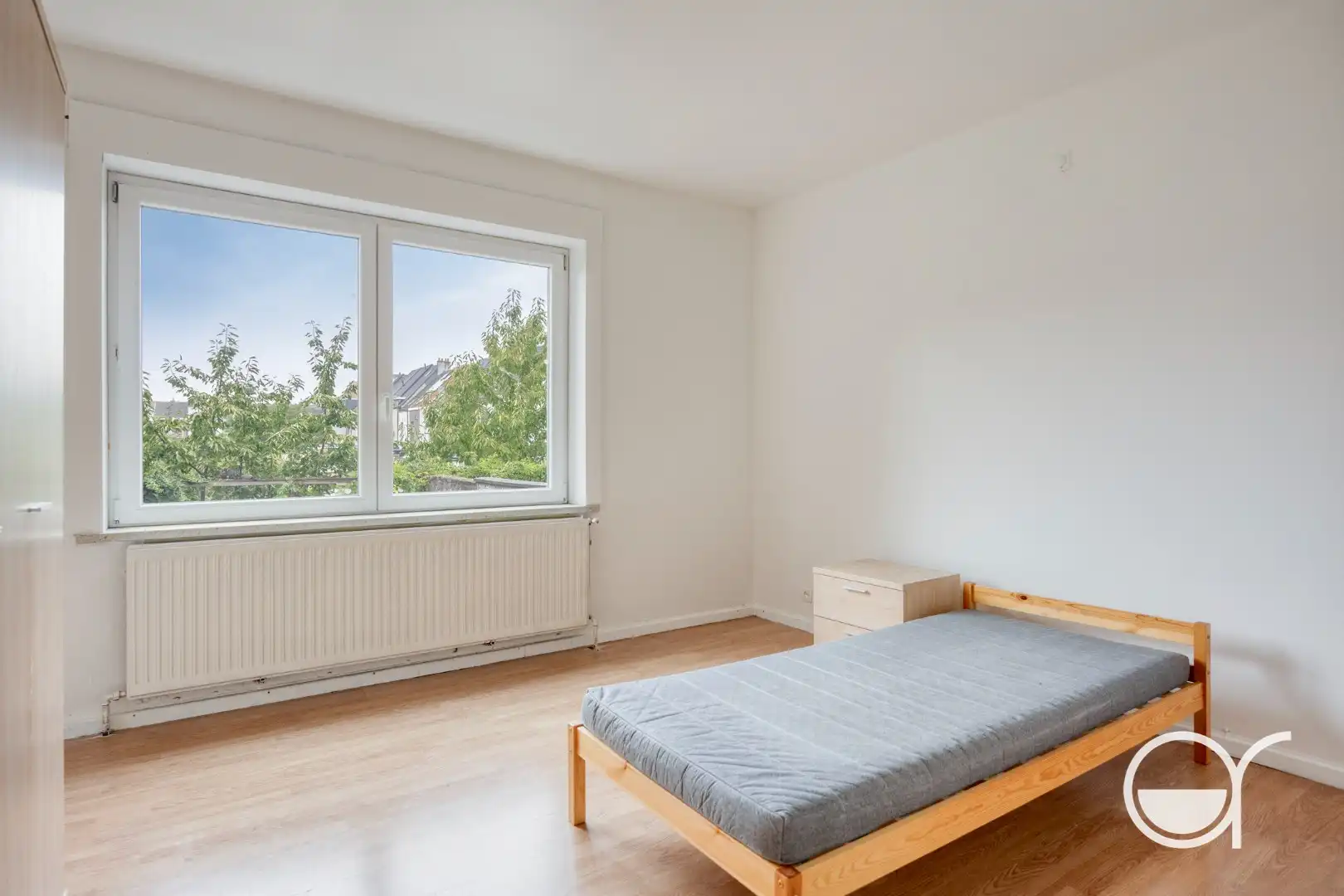 Instapklaar tweeslaapkamerappartement met garagebox foto 10