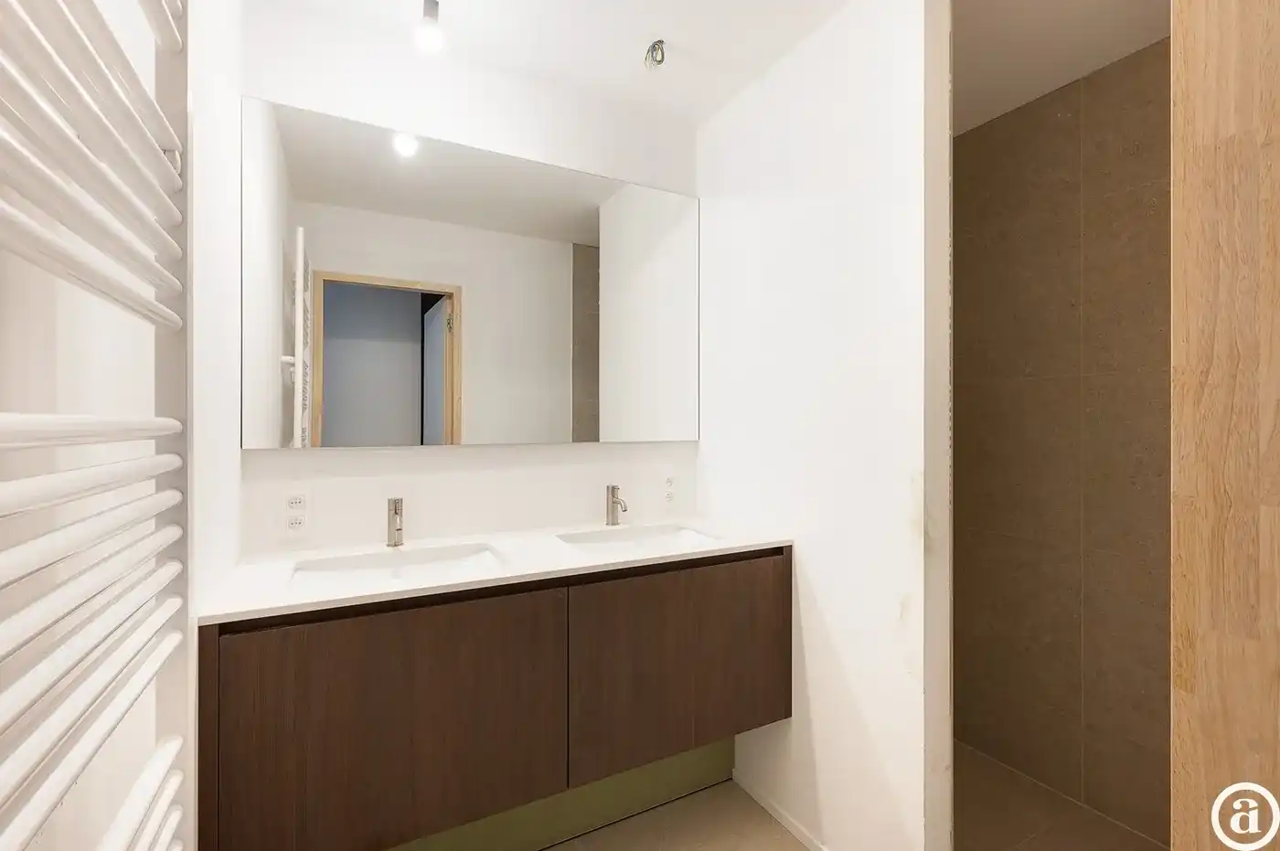 Prachtig nieuwbouwappartement met 2 slaapkamers gelegen op de gelijkvloerse verdieping foto 16