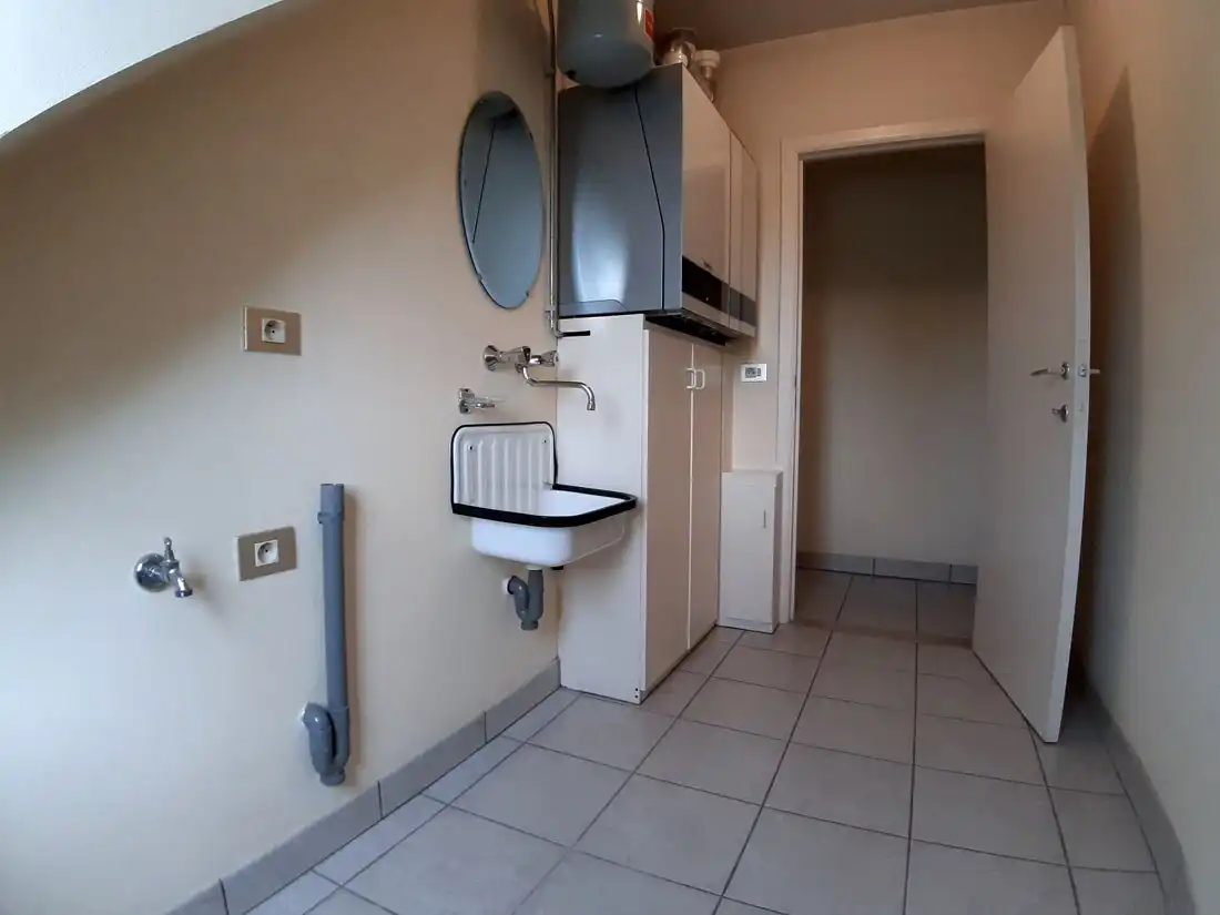 Ruim appartement op de 2de verdieping te Achel foto 16