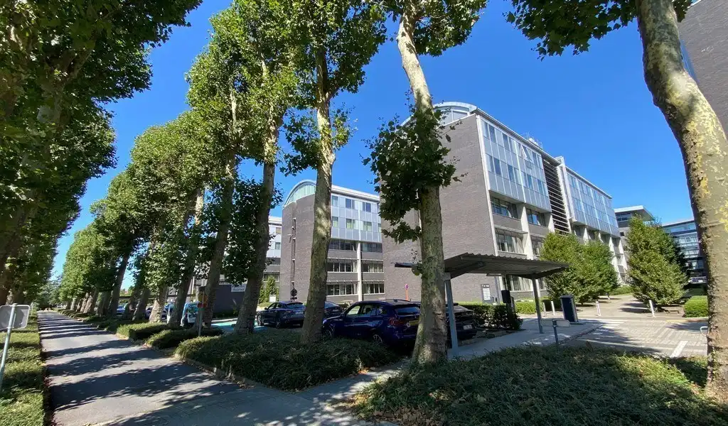 Gerenoveerde energiezuinige kantoren in Axxes Business Park foto 26