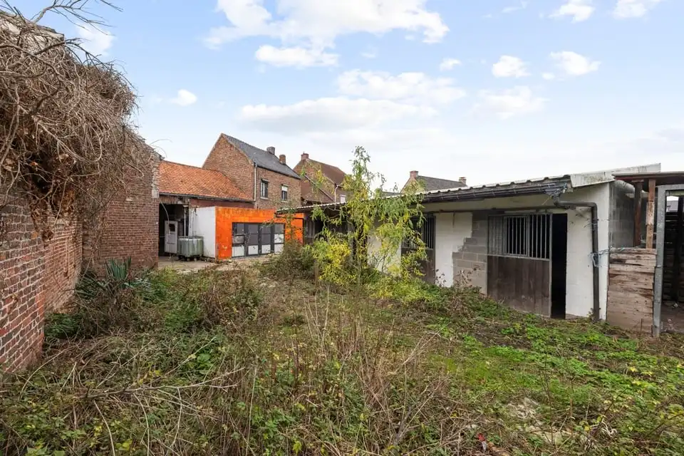 TE RENOVEREN WONING OP EEN PERCEEL VAN 14A57CA IN ZOUTLEEUW foto 24