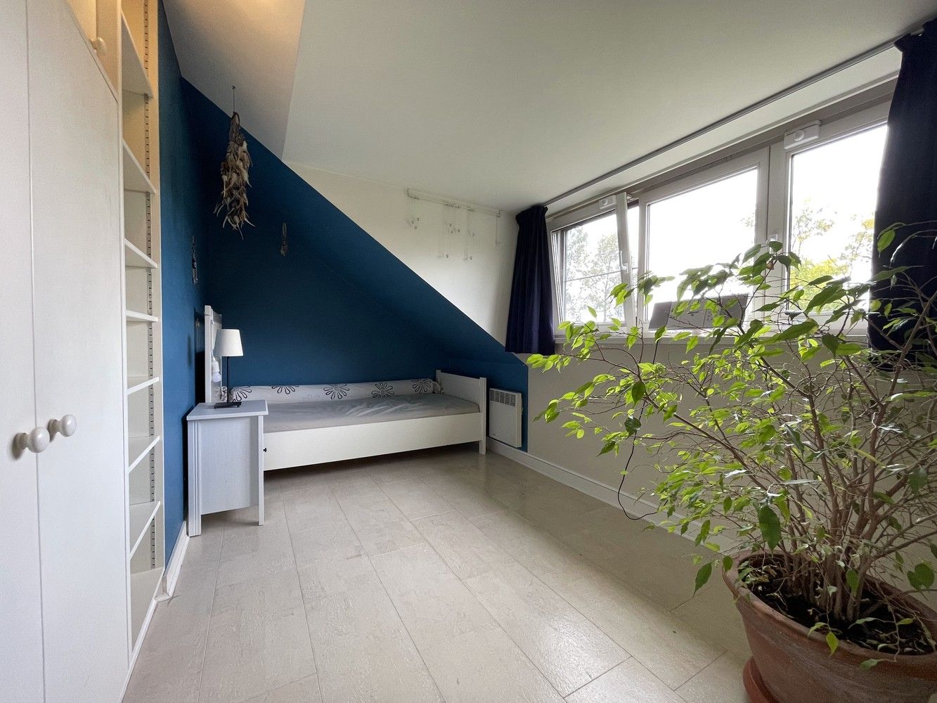 Rustig gelegen gezinswoning met mooie tuin foto 18