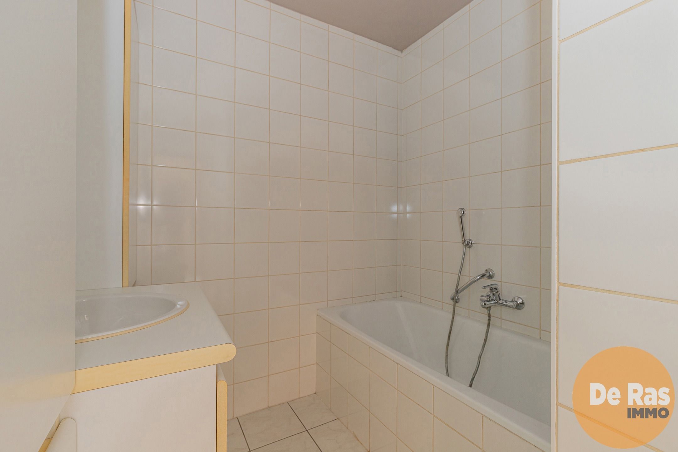 MELLE - Centraal gelegen appartement met 2 slaapkamers foto 13