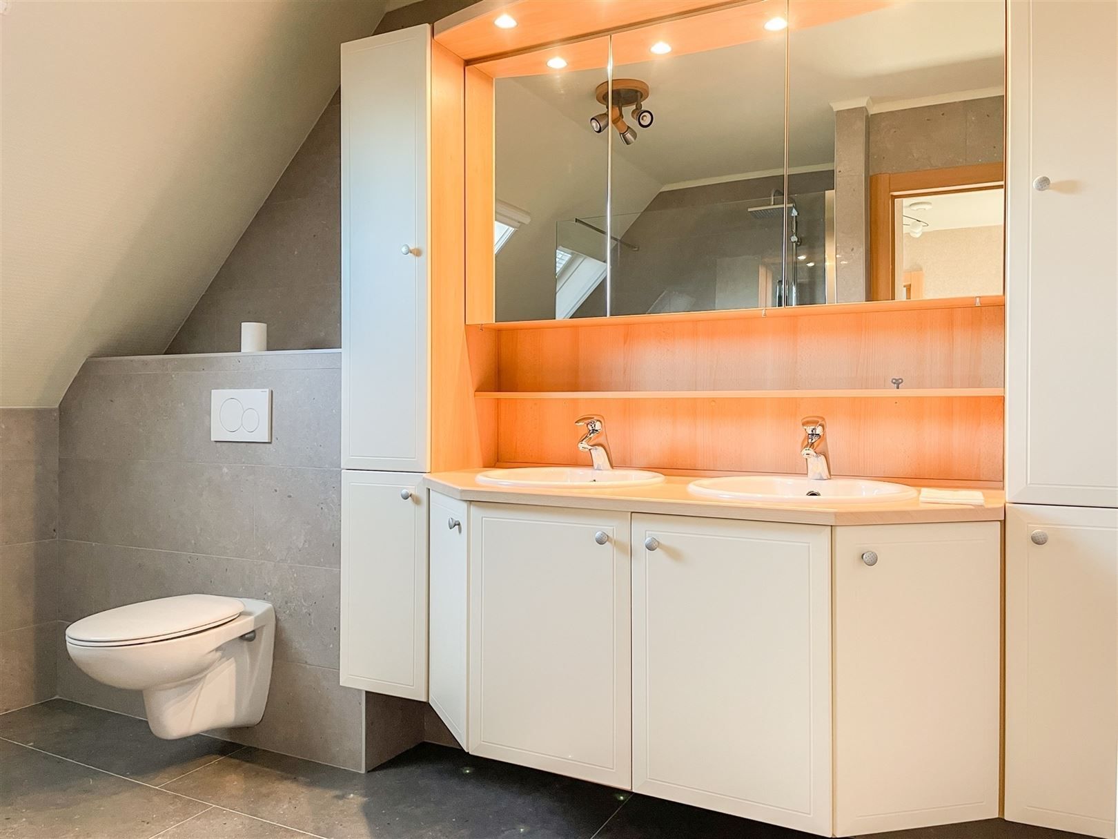 Instapklare woning te huur met 3 slpks foto 5
