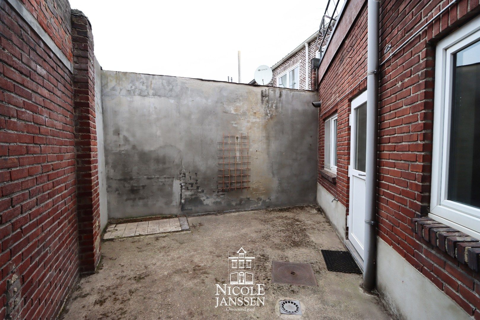 Gelijkvloers appartement met één slaapkamer foto 9