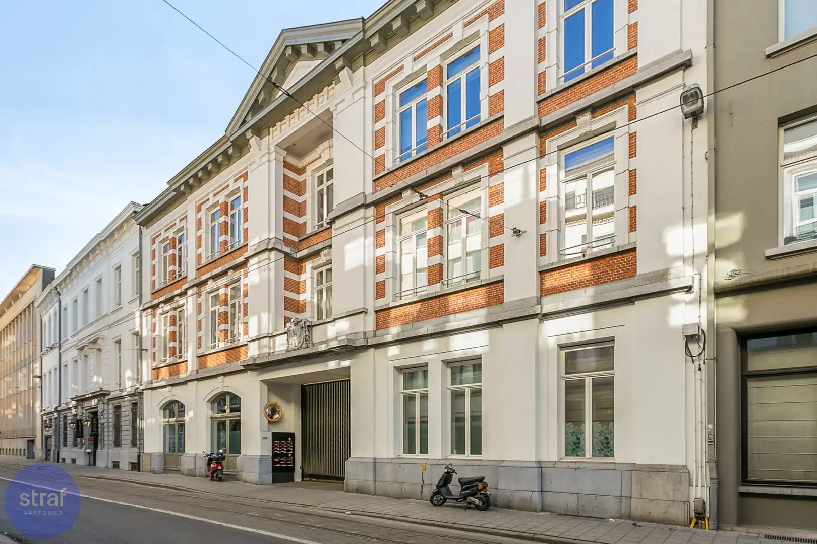Studentenkot op toplocatie vlak bij de UA – investeringskans! foto {{pictureIndex}}