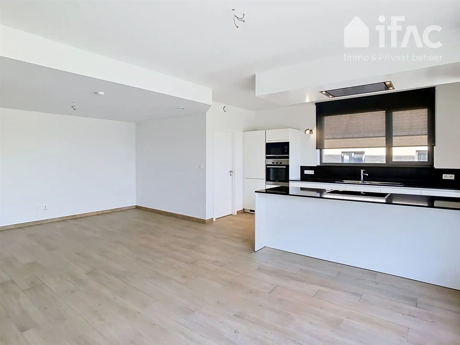Modern appartement met prachtig terras en dubbele garagebox foto 3