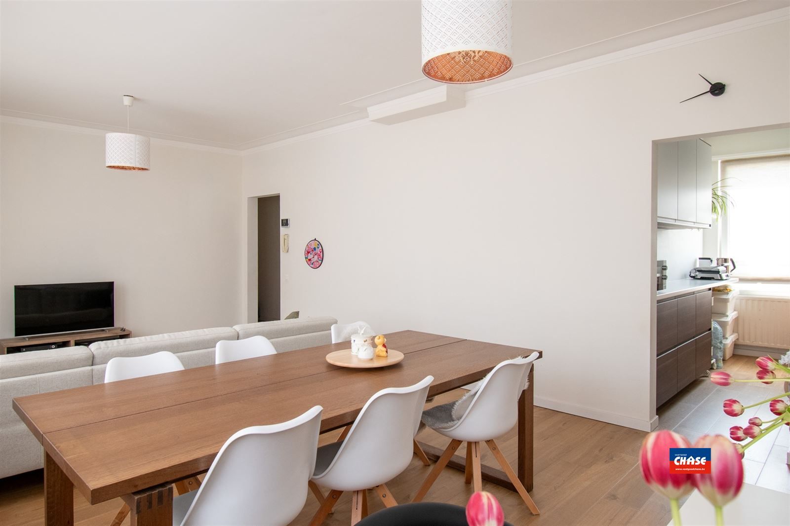 Instapklaar appartement met 2 slpks foto 3