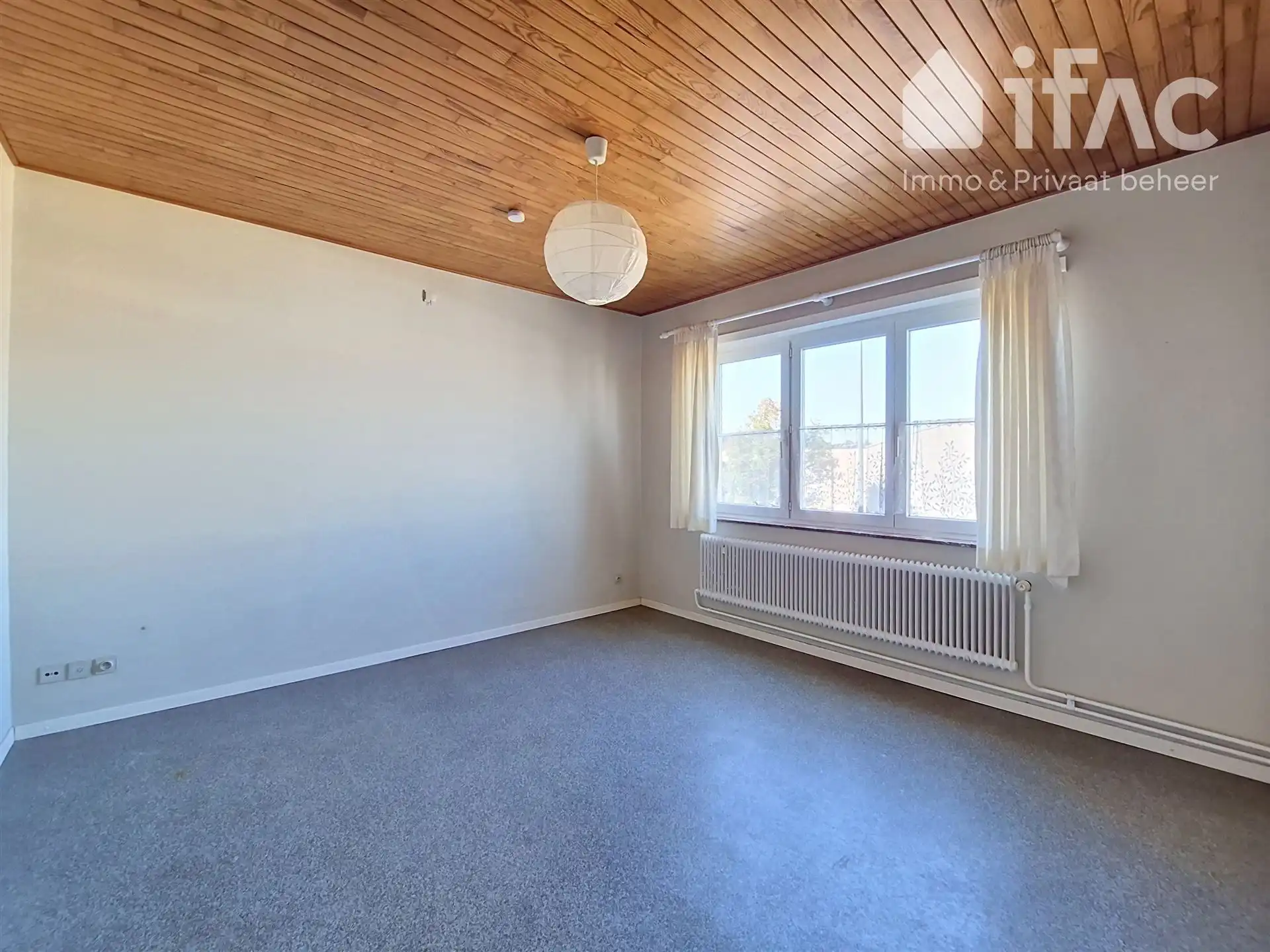Mooi 3-gevel woning in centrum met parking&garage op 4a70ca foto 18