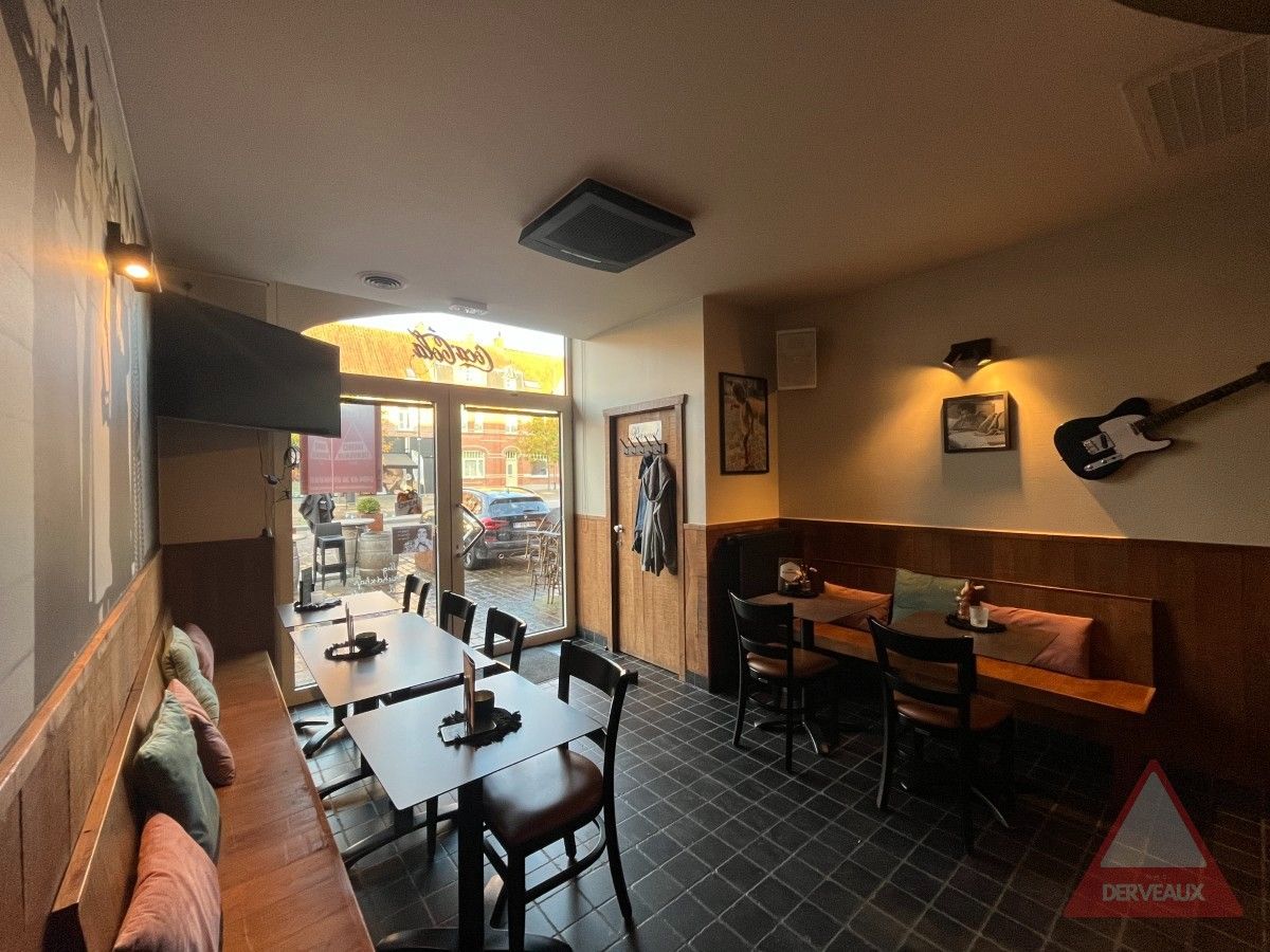 Moorslede – Café “Den Blauwvoet” met duplexappartement foto 4