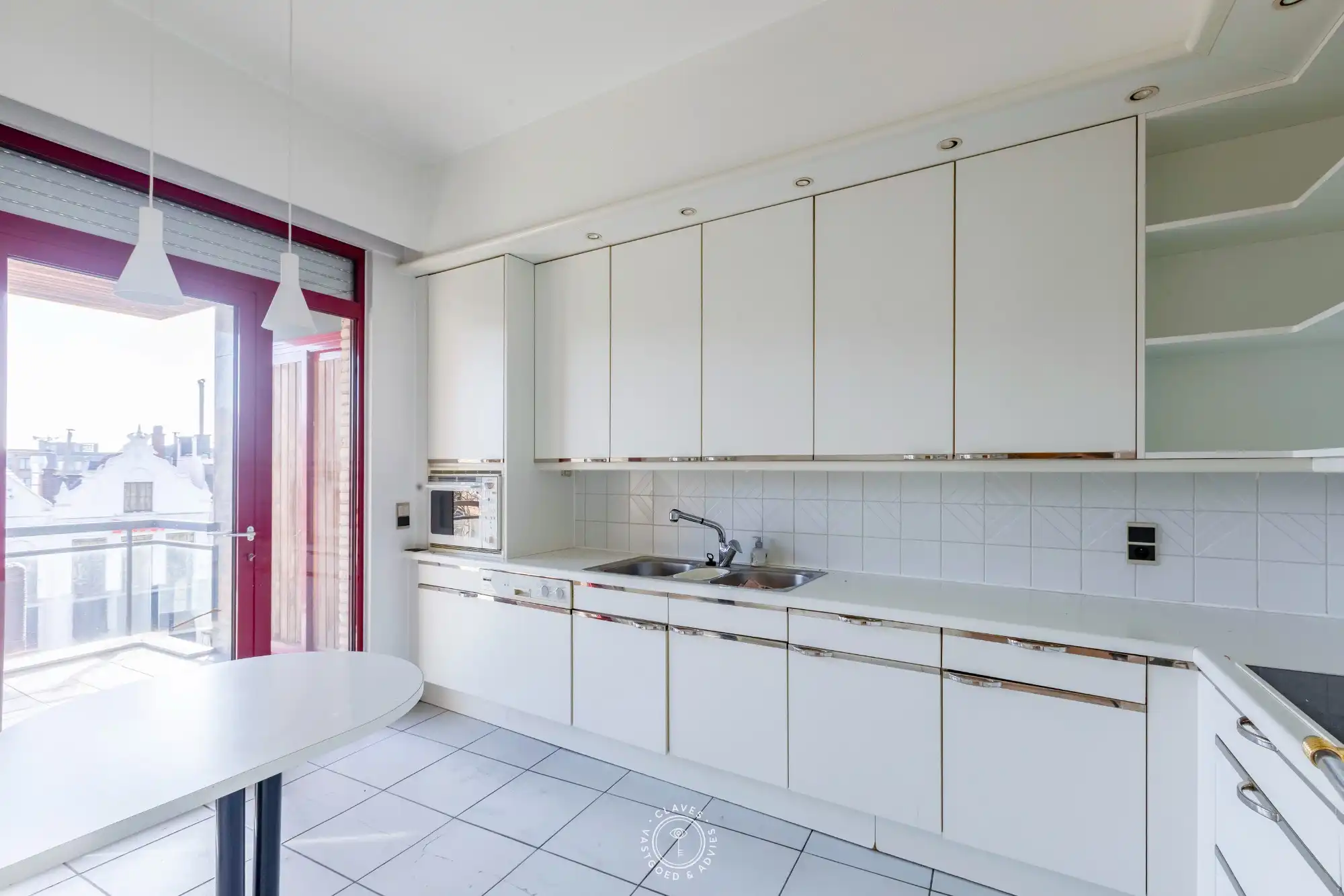 Ruim en energiezuinig appartement in het levendige hart van Sint-Niklaas foto 9