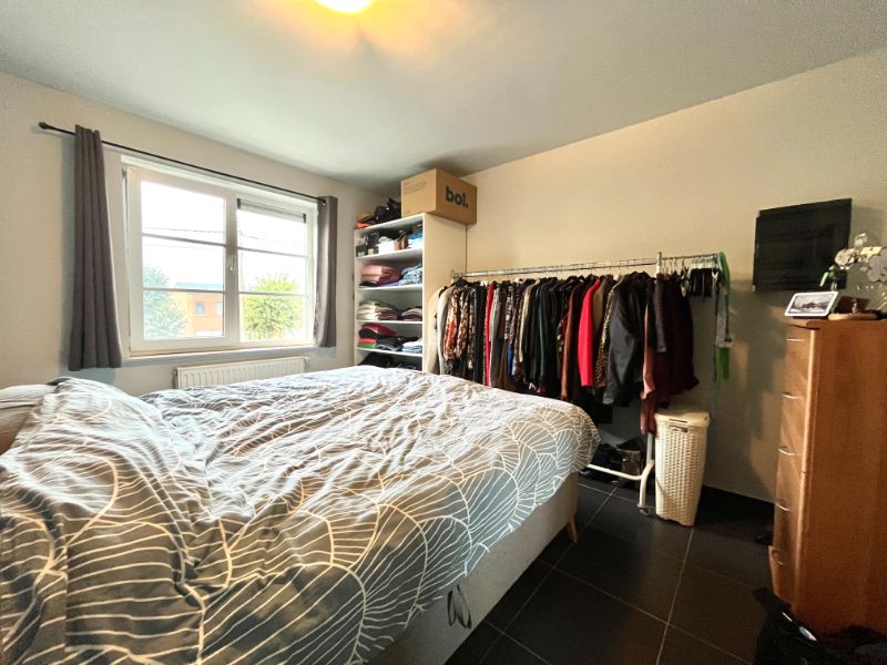 INSTAPKLAAR APPARTEMENT OP 1° VERDIEPING MET RUIM TERRAS foto 6