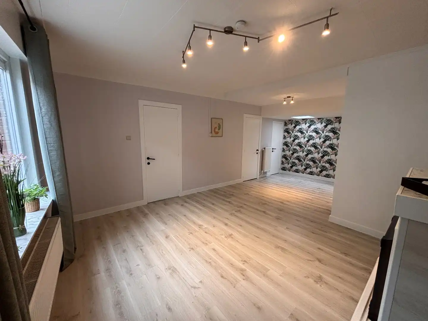Charmant & Instapklaar: De perfecte starterswoning Harelbeke! foto 8