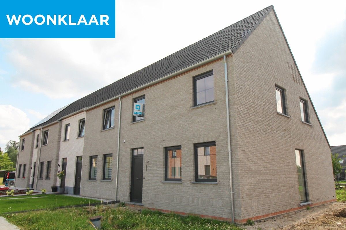 In Meulebeke bouwt Hectaar 4 landelijke nieuwbouwwoningen foto {{pictureIndex}}