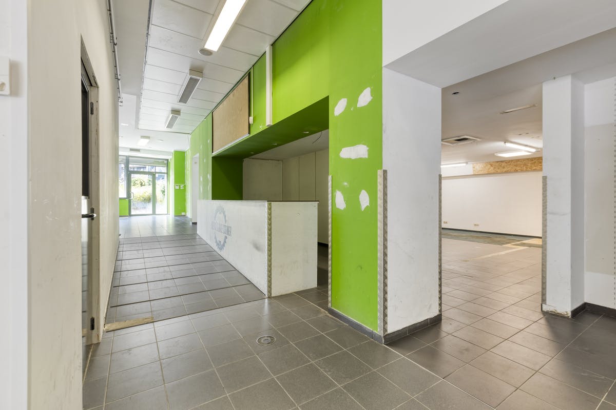Commerciële ruimte van 428m2 in hartje Hasselt foto 8