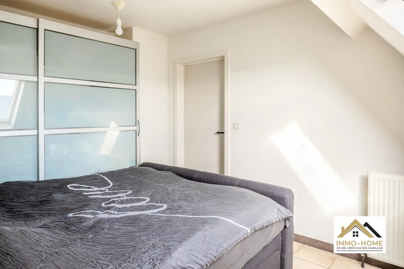 Halfopen bebouwing nabij centrum Lokeren foto 13