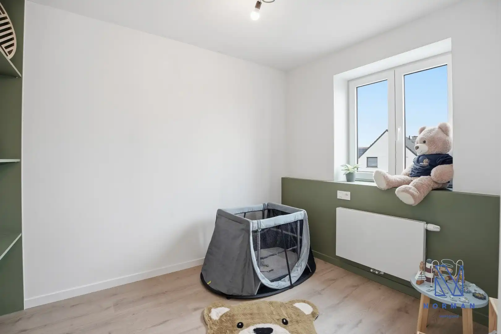 Instapklare, volledig gerenoveerde woning te koop met EPC A, uitgerust met zonnepanelen, drie slaapkamers en een aangelegde tuin. foto 19